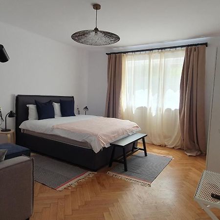 The Pines Serviced Apartments براشوف المظهر الخارجي الصورة