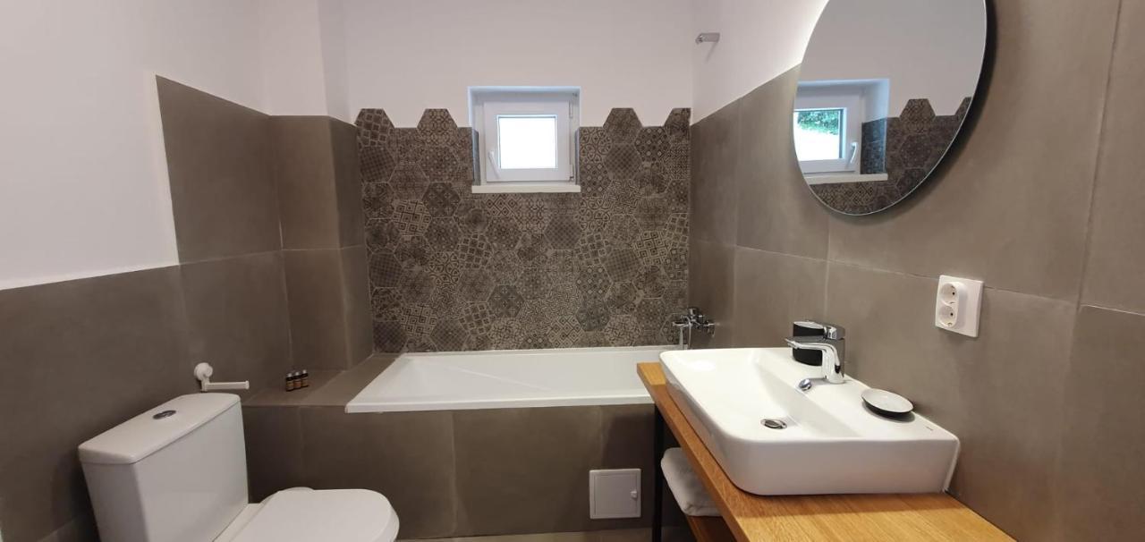 The Pines Serviced Apartments براشوف المظهر الخارجي الصورة