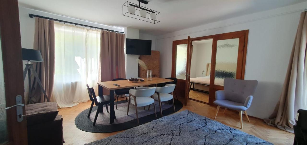 The Pines Serviced Apartments براشوف المظهر الخارجي الصورة