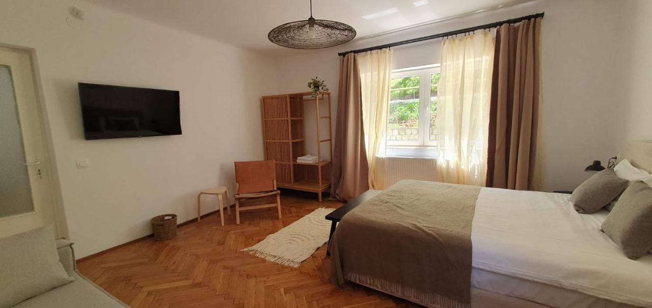The Pines Serviced Apartments براشوف المظهر الخارجي الصورة