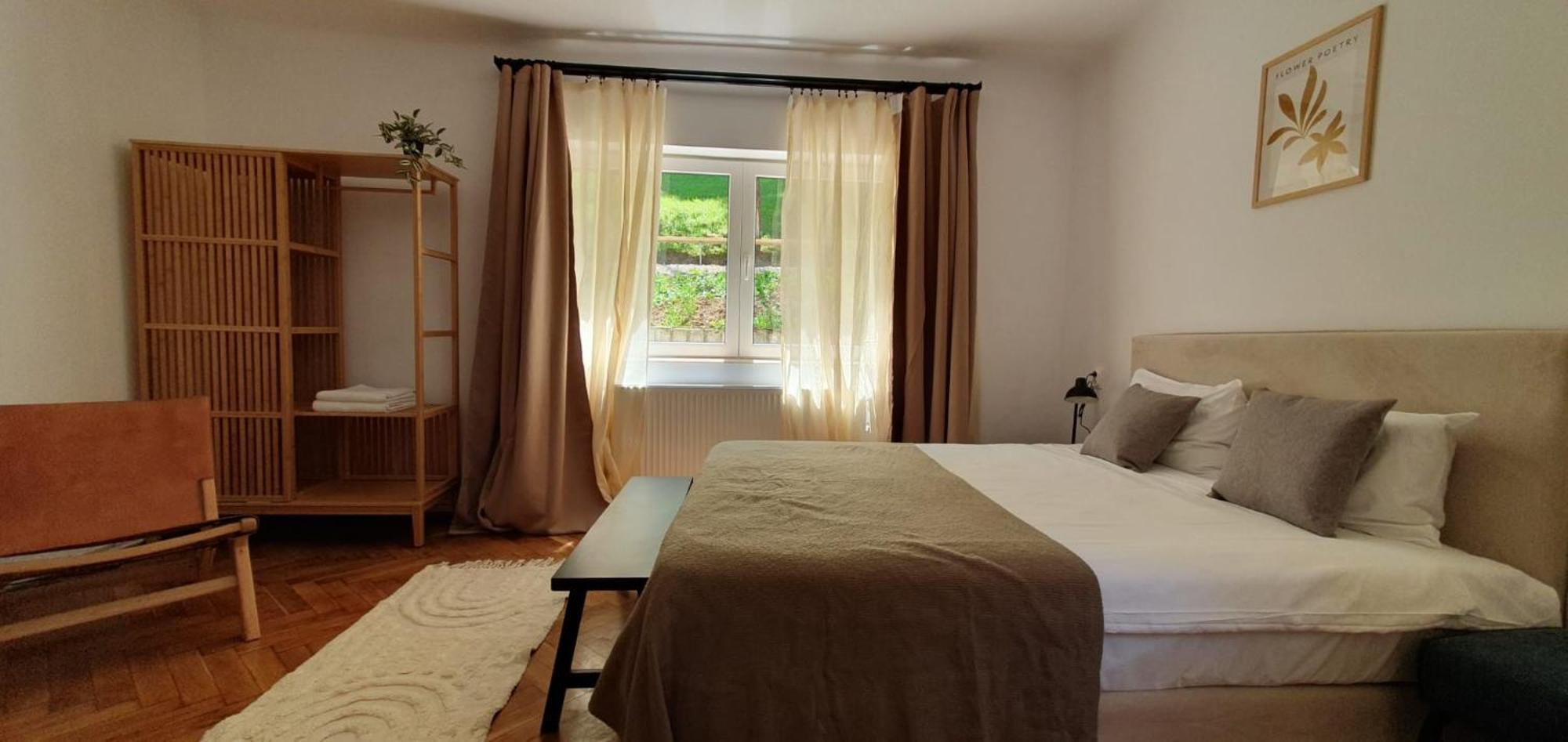 The Pines Serviced Apartments براشوف المظهر الخارجي الصورة